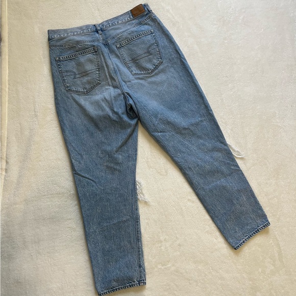 American Eagle Denim Mom Jeans - Picture 5 of 16